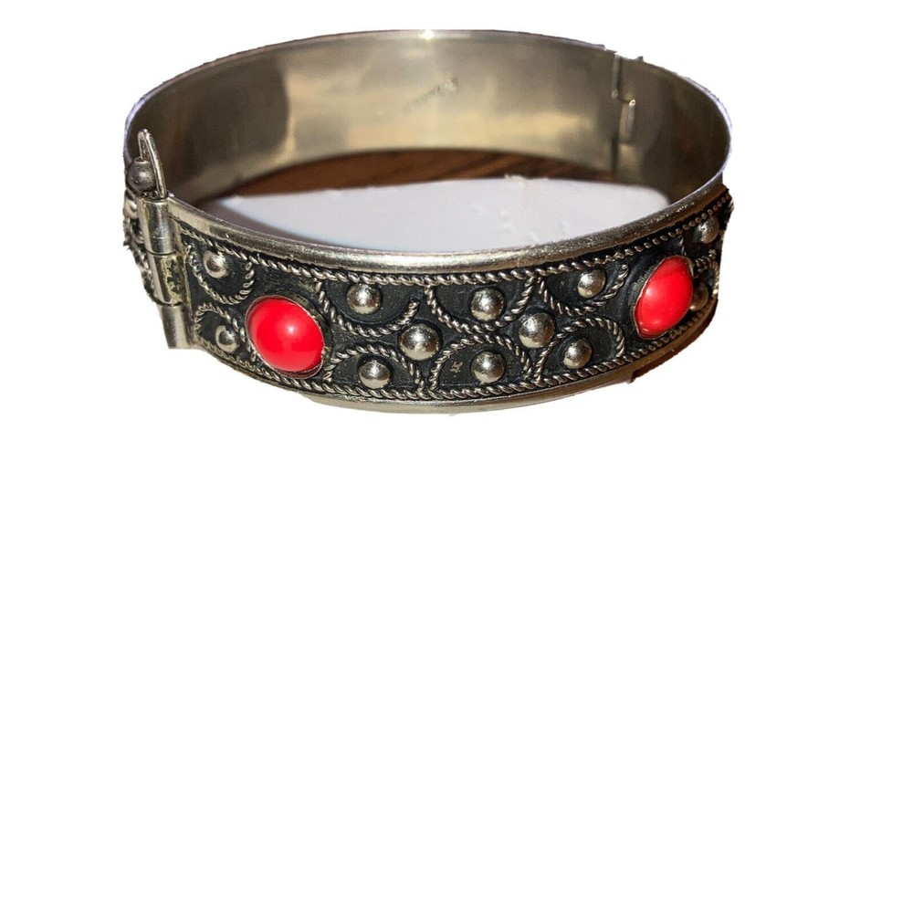 Faux  coral Silvertone alpaca hinged bangle bracelet